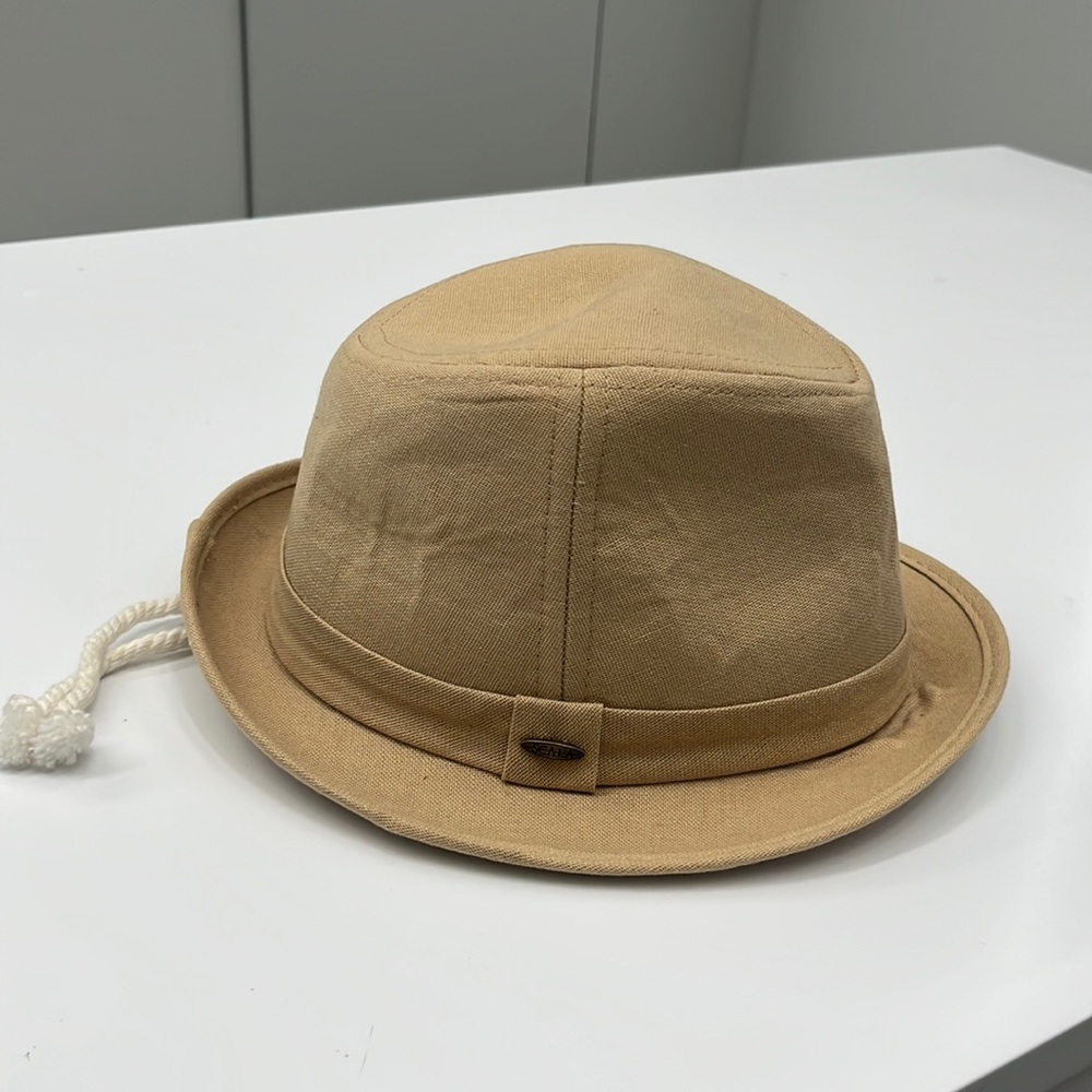 Scala hat